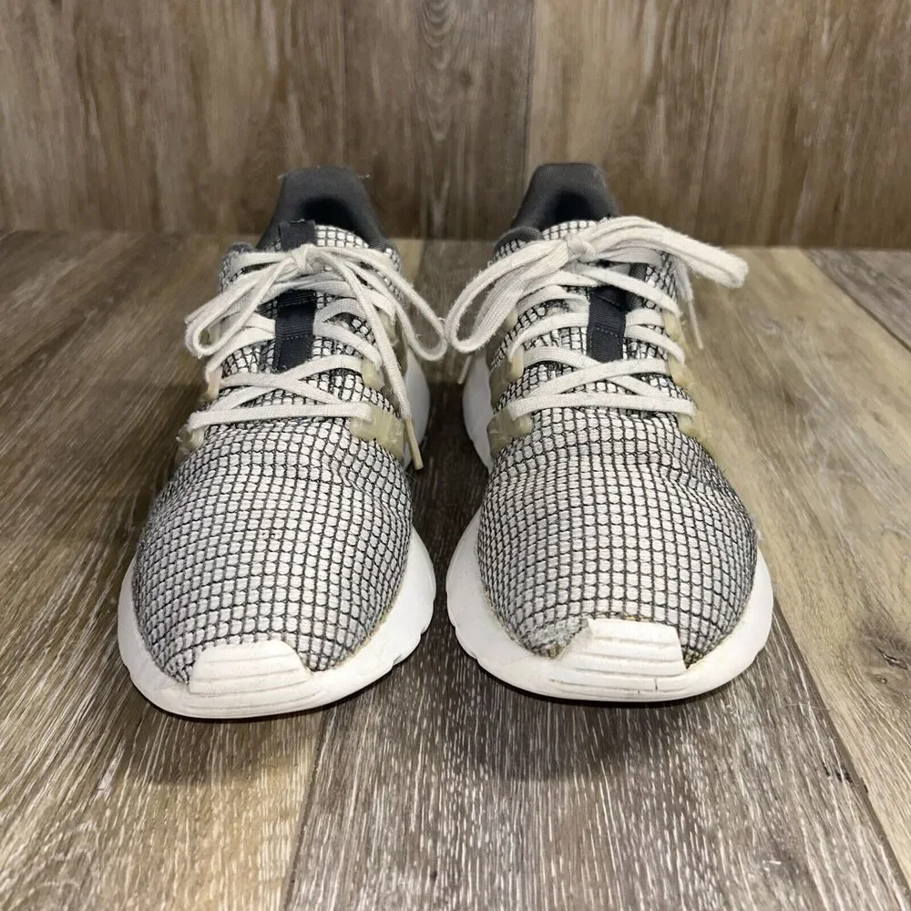 Adidas Men's US Size 7 Questar Flow K White Gray Running Sneaker Shoes